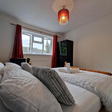 Nice Living Serviced Accommodations 7 럭비 외부 사진