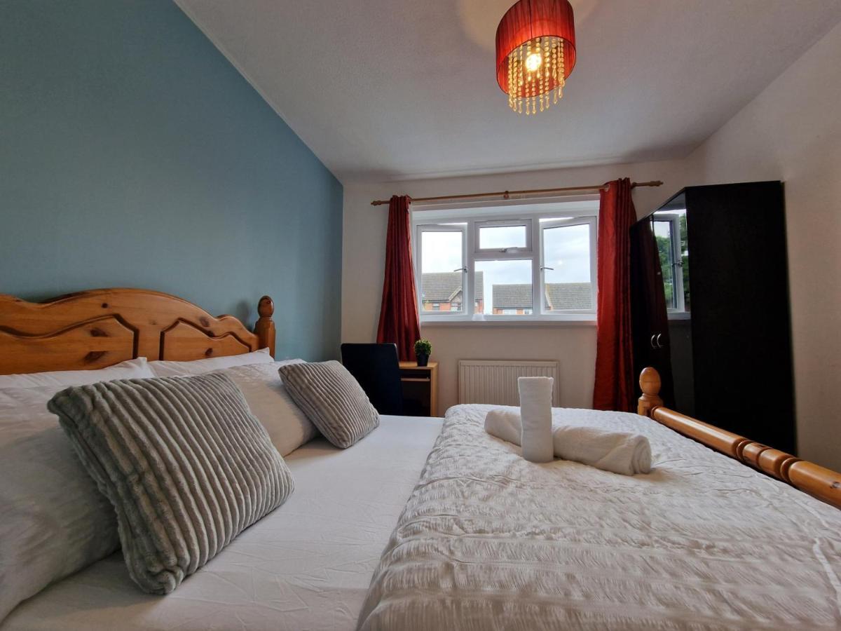 Nice Living Serviced Accommodations 7 럭비 외부 사진